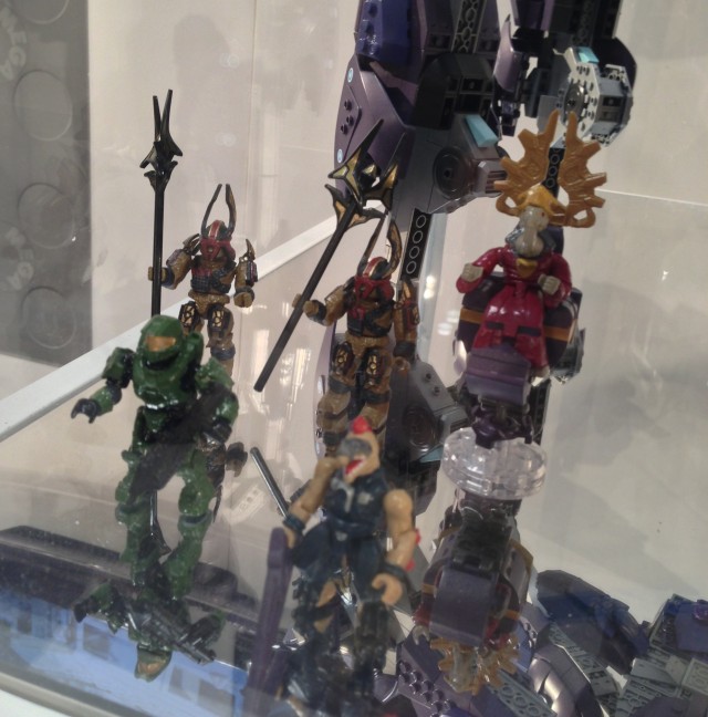 Halo Mega Bloks Covenant Scarab Halo Figures at Toy Fair 2014